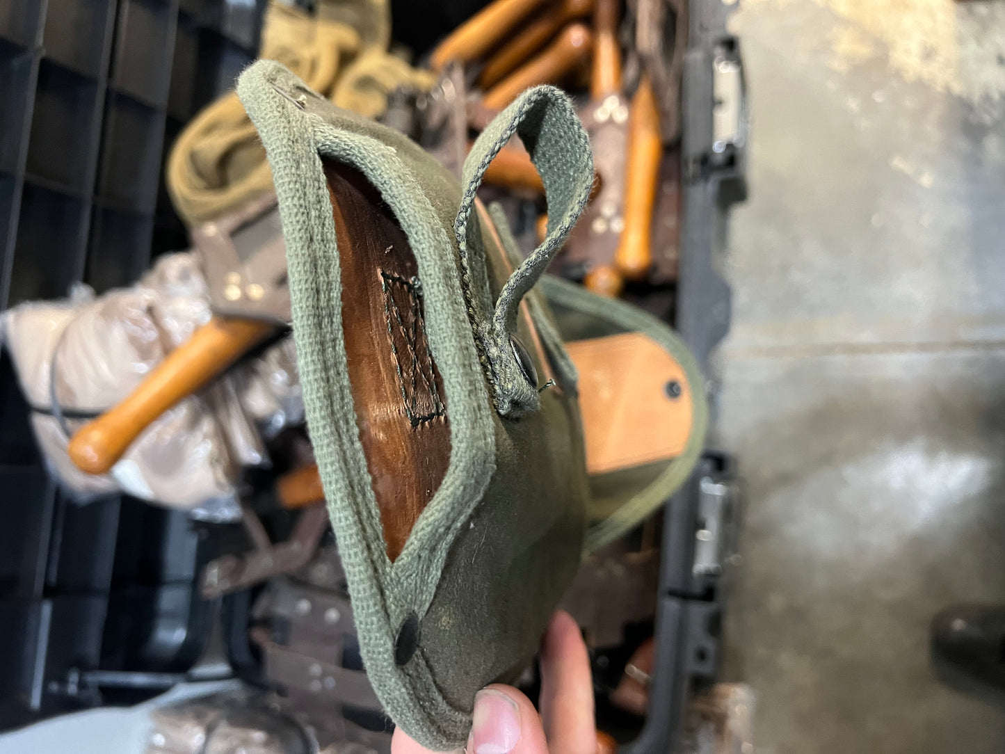 USGI OD M65 Shovel Cover (Alice Clips)