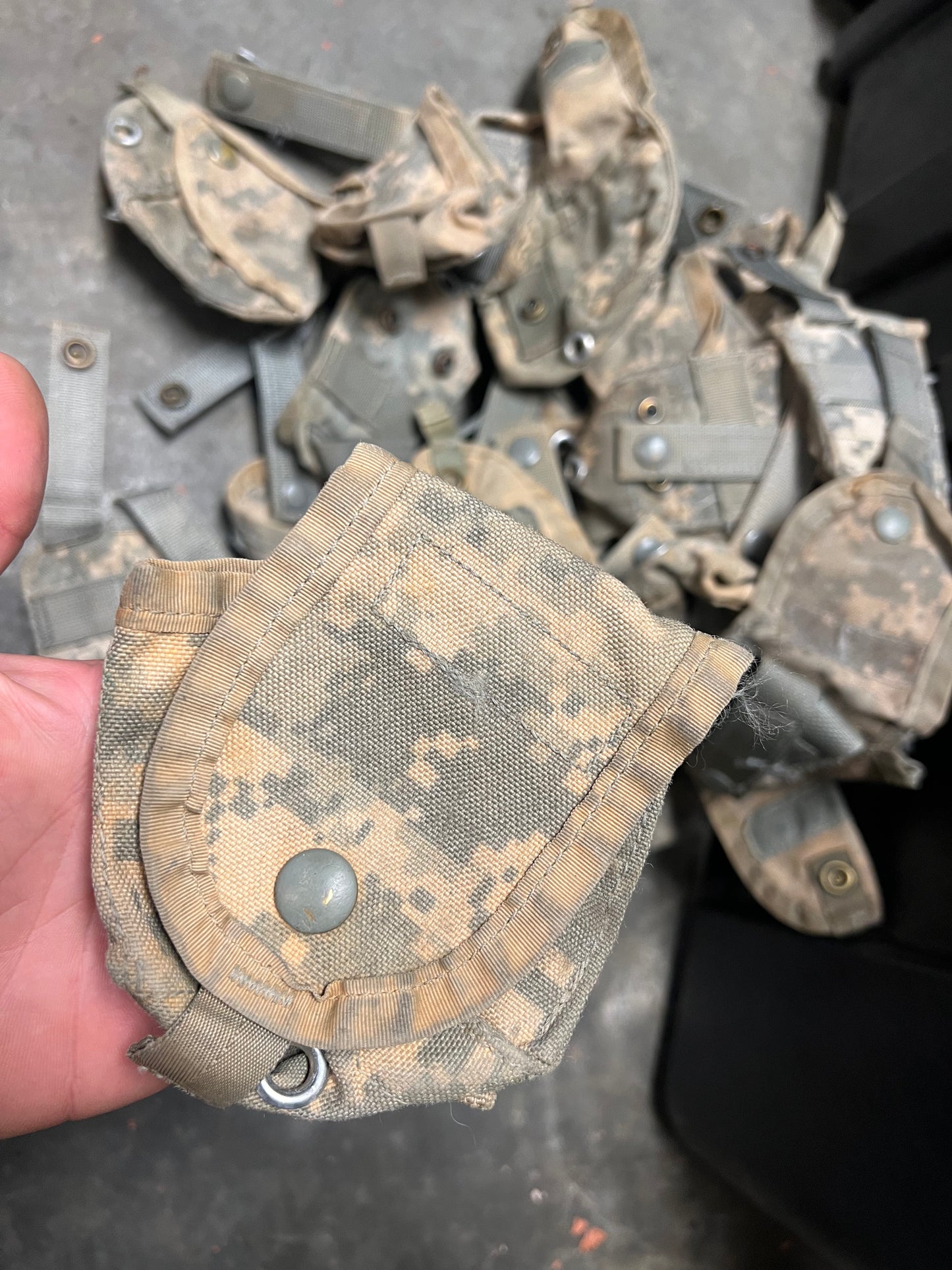 US Military Surplus MOLLE-ii Small Pouches - Multiple Patterns