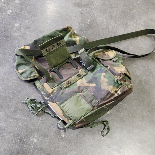 British Surplus DPM Gas Mask Bag w/ Strap