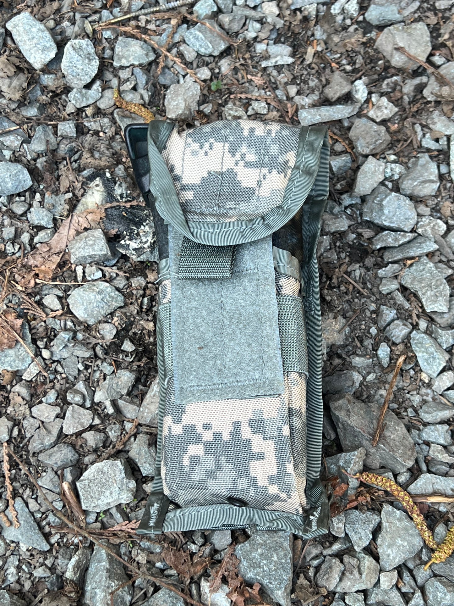 US Military Surplus MOLLE-ii Double Magazine Pouches - Multiple Patterns
