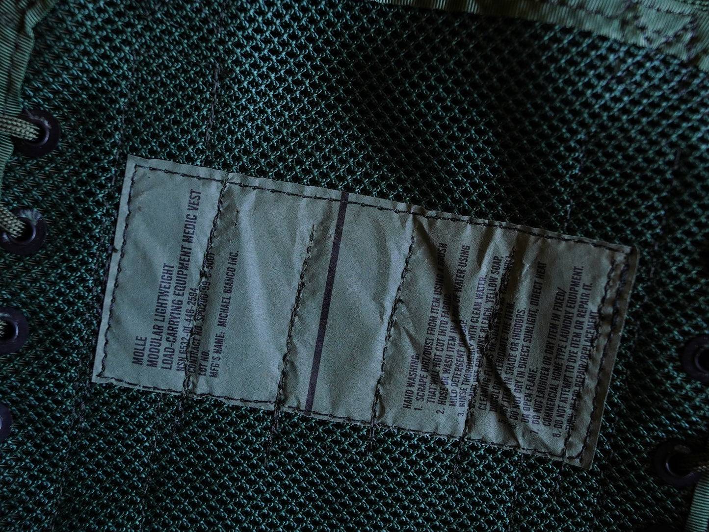 USGI MOLLE-ii M81 Medic Vest