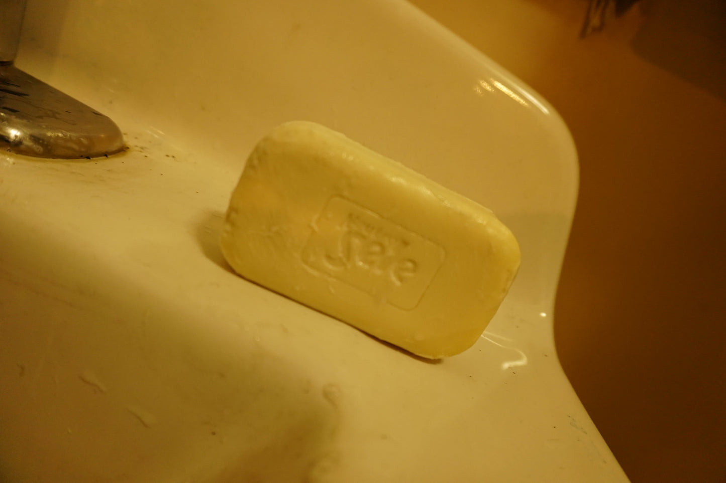 Italian Army Issue Bar Soap (Single)