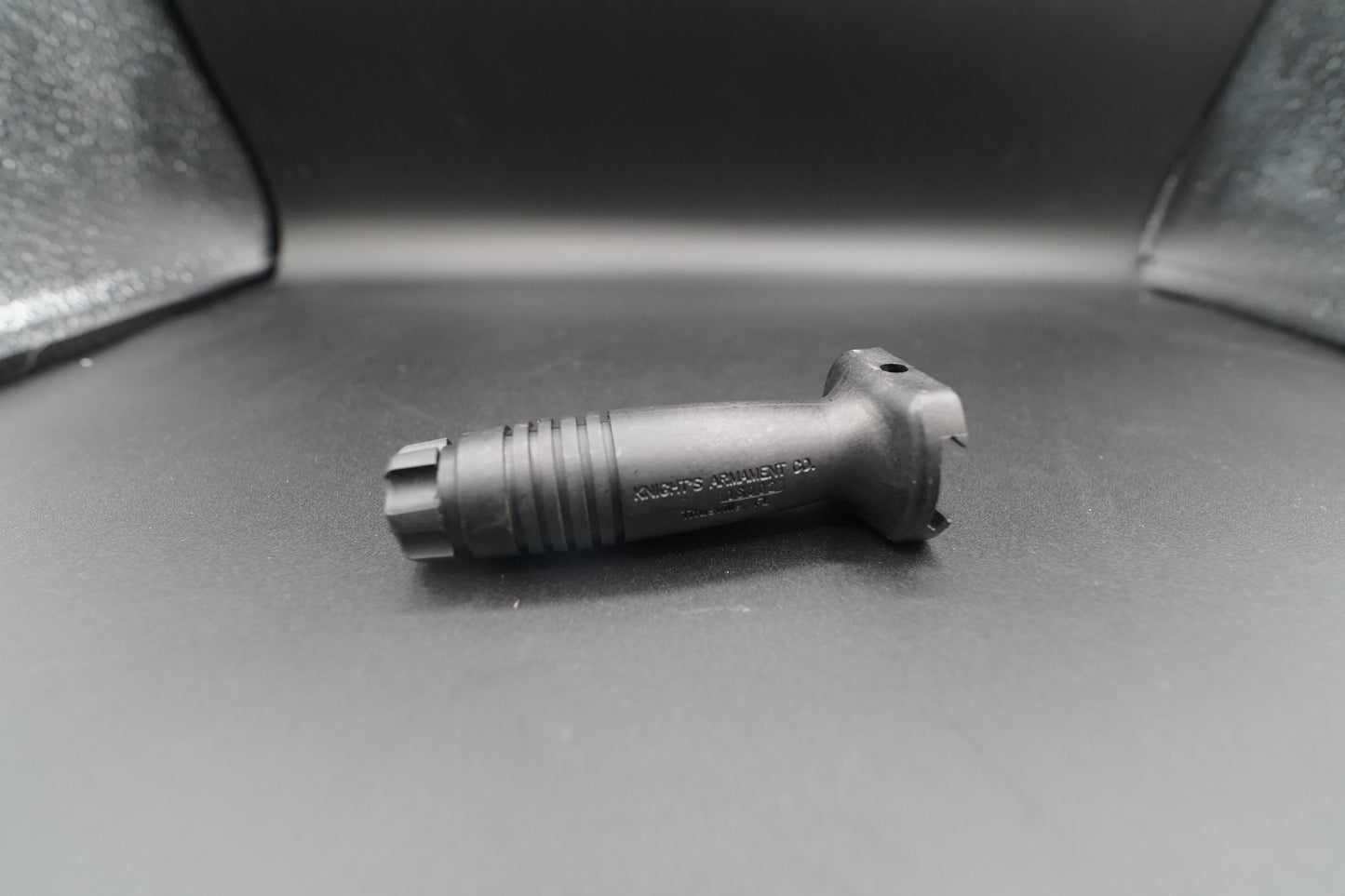 Knight's Armament Vertical Grip