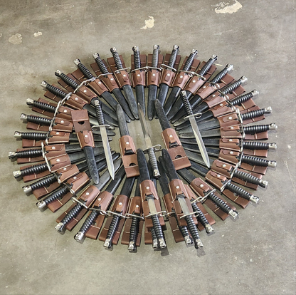 Swiss Military -ylijäämäinen M57-pistin tupella