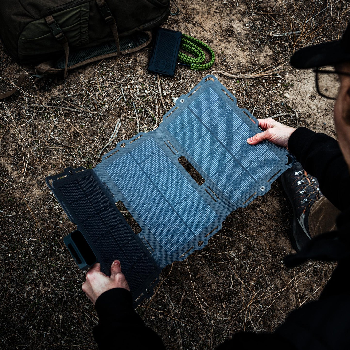 Dark Energy Spectre 18W Solar Panel
