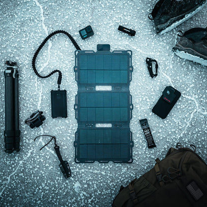 Dark Energy Spectre 18W Solar Panel