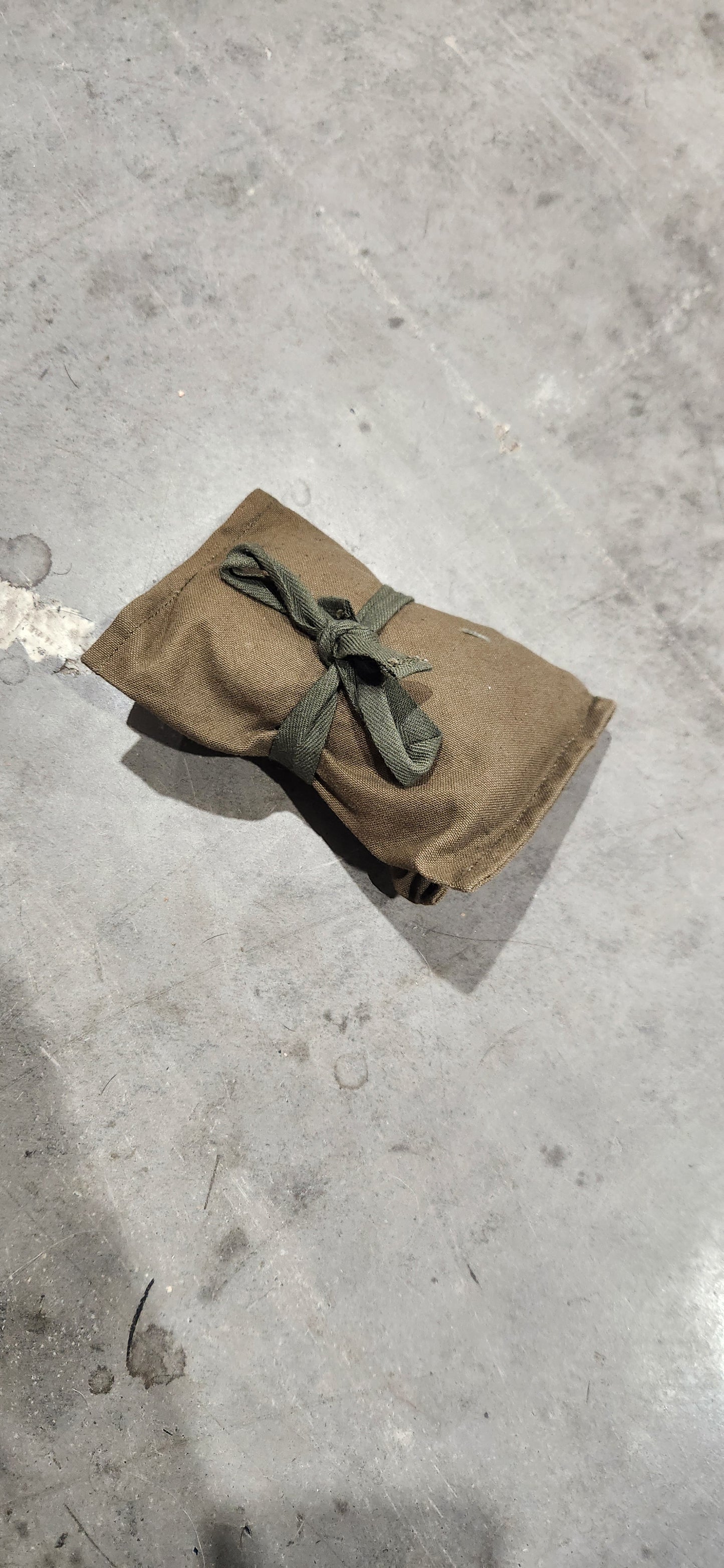 German Surplus Sewing Kit w/ OD Pouch